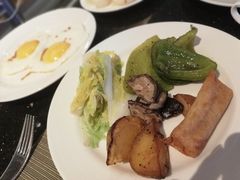 -广州花都皇冠假日酒店