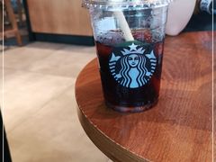 -星巴克(西安曲江银泰店)