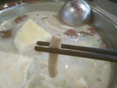 -肖仙仙羊肉汤·始于1996年(郫都店)