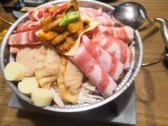 韩式章鱼肥牛锅-西月山居匠心创意料理(江汉路新佳丽广场店)