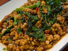 -Dang restaurant (patong phuket)