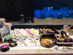 自助取餐区-唐拉雅秀酒店-西锦汇空中BBQ·思创餐厅