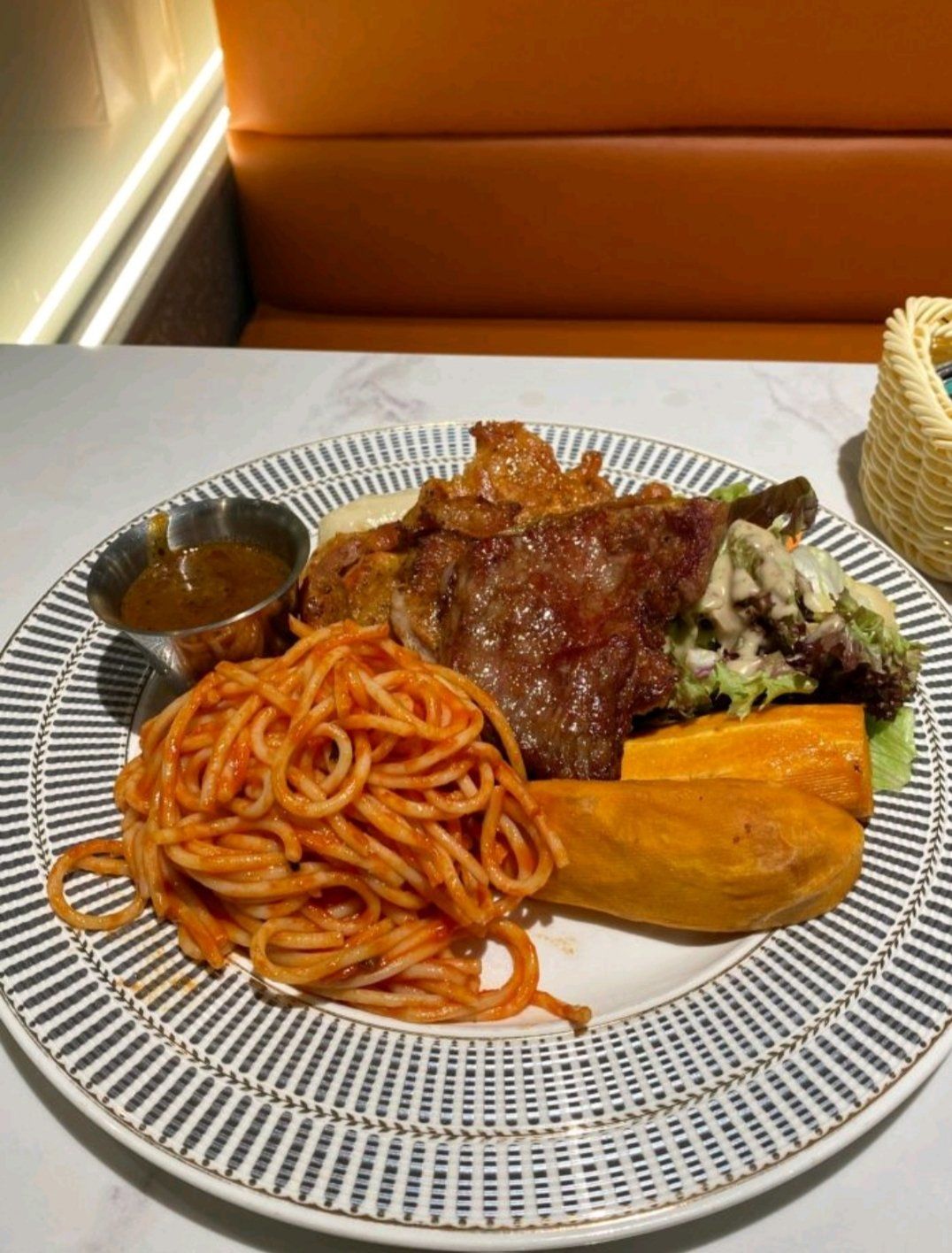 「简煮义  ·中西融合菜」昨天中午到该用