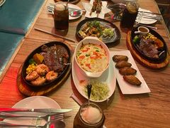 -玛格萝妮(汇智国际商业中心店)