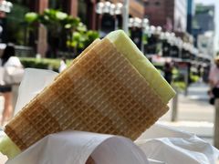 -詹爷爷乌节路街头冰淇淋