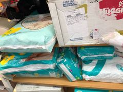 -唯品仓(东山锦轩·现代城店)