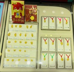 -周大福CHOW TAI FOOK(宝山苏宁易购店)