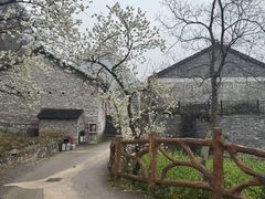 -高荡千年布依古寨旅游景区