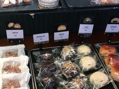 零售区-OUR Bakery(三里屯太古里店)