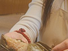 -川骄海鲜自助(王府井奥莱UP TOWN店原世界之花店)