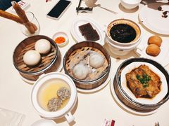 -凤凰楼酒家·粤宴点心(华强北店)