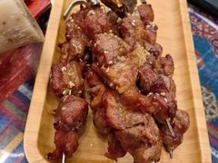 -乡村馕坑肉·烧烤·新疆菜·本地人更爱吃(阿勒泰首店)