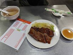 -华香鹅快餐店
