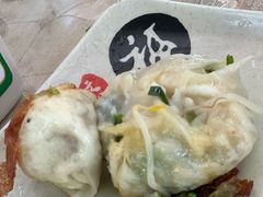 -依云煎包店