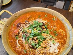 -张翻越·川渝冒菜·武汉黑鸭煲(城北万象城店)