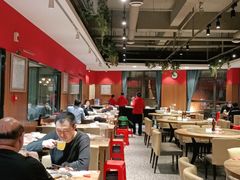 大堂-永红源啤酒·烧烤·海鲜·大排档(青特城店)