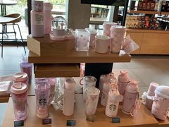 零售区-星巴克(珠海仁恒滨海中心店)