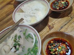 -老方桌烂蹄花川菜馆(九龙坡店)