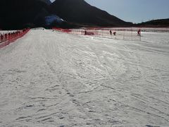 -荣盛康旅野三坡滑雪场