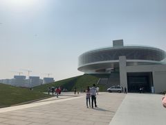 -郑东新区龙湖公共艺术中心
