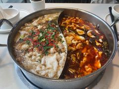 -德林酸菜鱼火锅(南丹店)