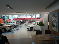 -成都华星西蒙上汽大众4S店(羊西线店)