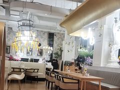 -遇见杜尚西餐厅(恒大华府店)