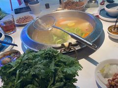 -左庭右院鲜牛肉火锅(金山万达店)