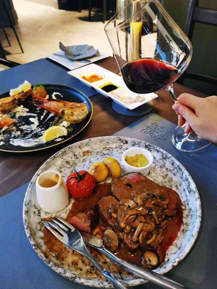 意大利奢侈品trussardi餐厅(万达广场武汉汉街店)-"98环境:餐厅环境