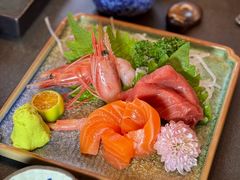 -铭牛烧肉·和牛海鲜自助(高新月牙湖店)