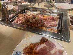 -爱客得牛排海鲜烤肉·火锅自助(春熙路黑金好店)