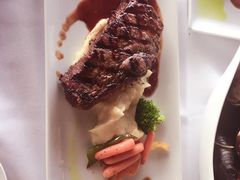 -Top Of Vancouver Revolving Restaurant