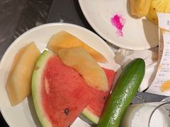 -钱小奴海鲜自助黑金店(杭州滨江龙湖店)