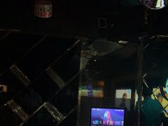 -温莎KTV(珠江路店)