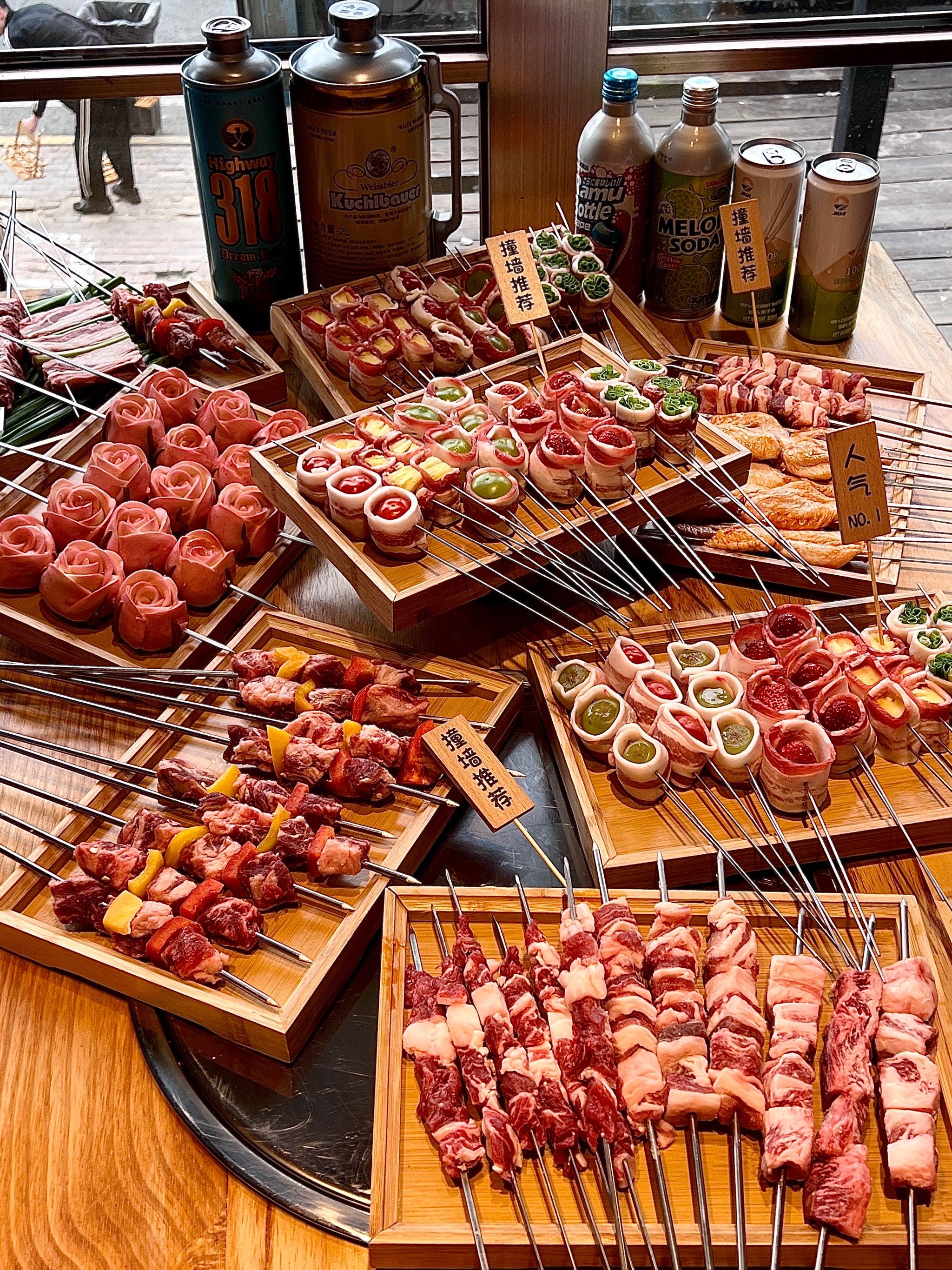 哈尔滨烧烤都这么卷啦嘛