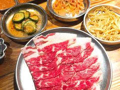 -青瓦炭韩潮烤肉(花园道店)