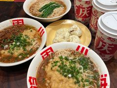 -周小波重庆小面·重庆名小吃(邹容路店)