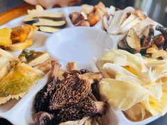-野菌皇海景野生菌火锅(滨海大道店)