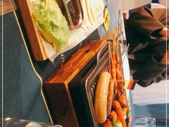 -又见马甲M8融合西餐厅(体育中心店)