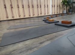 -OM瑜伽教练培训学院