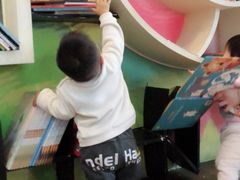 -钟书阁(松江泰晤士小镇店)