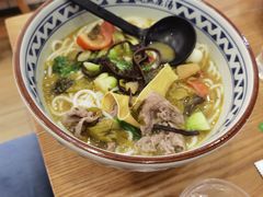 -蒙自源米线大王(信利城市广场店)