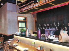 -8PINTS八品脱·日料·烧鸟·精酿小酒馆(莘庄店)