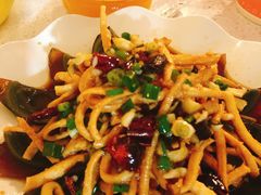 -张大师鸭爪爪特色干锅(南湖店)