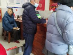 -宝瑞门钉肉饼店