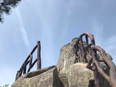 -罗田薄刀峰风景区