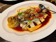 东海大黄花鱼-海派悦庭·海胆烧麦·新融合菜(凯德广场店)