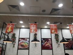 大堂-姑娘手肉夹馍·凉皮·粉面(邗江万达店)