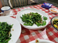 -琼大师东方烤乳猪(亚特兰蒂斯店)