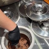 果然，秋天的第二支冰淇淋又是吃的野人先生